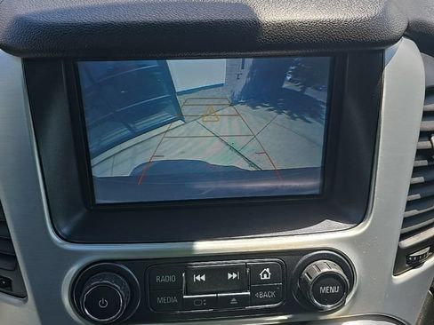 Used 2018 GMC Yukon SLT AWD/4WD image 17