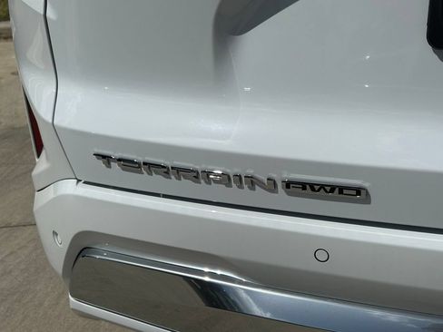Used 2026 GMC Terrain Denali AWD/4WD image 13