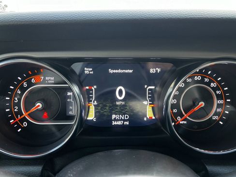 Used 2021 Jeep Wrangler Unlimited Sport image 19