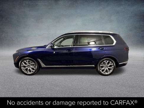 Used 2023 BMW X7 xDrive40i w/ Premium Package AWD/4WD image 3