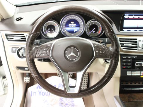 Used 2015 Mercedes-Benz E 350 4MATIC Sedan image 15