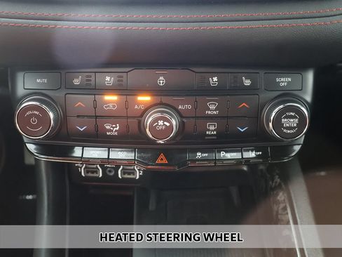 Used 2024 Dodge Durango R/T AWD/4WD image 9