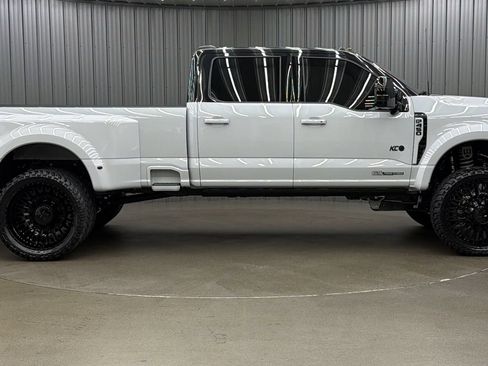 Used 2026 Ford F450 Platinum AWD/4WD image 6