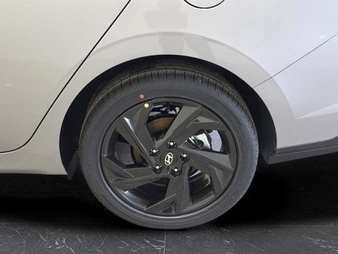New 2026 Hyundai Elantra SEL Sport image 33
