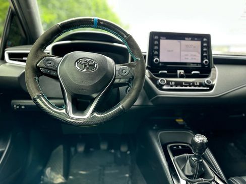 Used 2019 Toyota Corolla XSE image 11