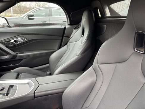 Used 2020 BMW Z4 M40i w/ Premium Package image 33