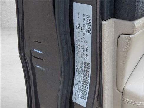 Used 2019 Jeep Grand Cherokee Limited AWD/4WD image 25