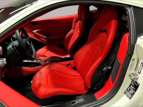 Used 2021 Ferrari F8 Tributo RWD image 19