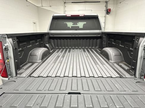 Used 2026 Chevrolet Silverado 2500 Custom w/ Custom Value Package AWD/4WD image 19