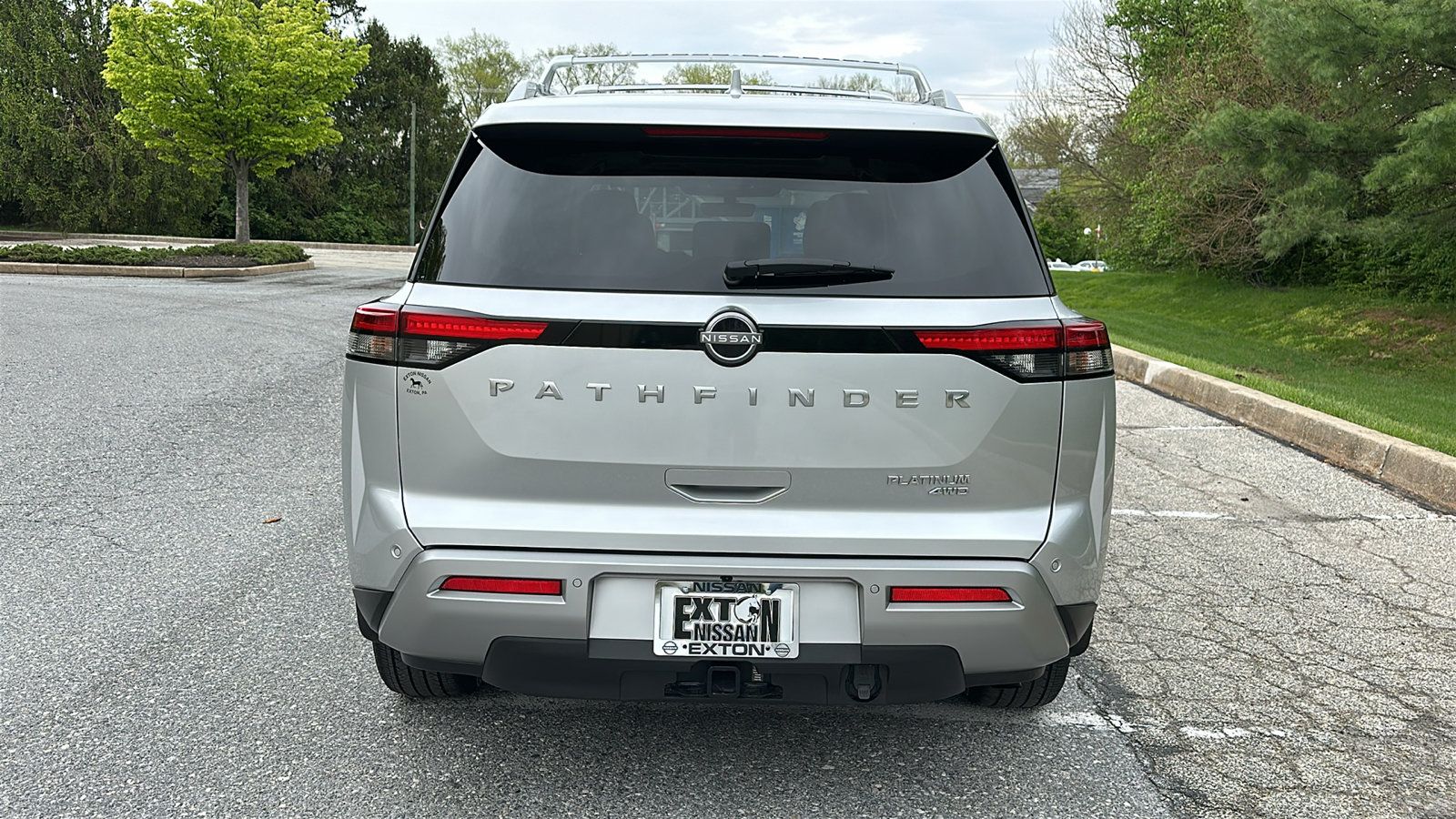 Certified 2024 Nissan Pathfinder Platinum w/ Cargo Package AWD/4WD image 5