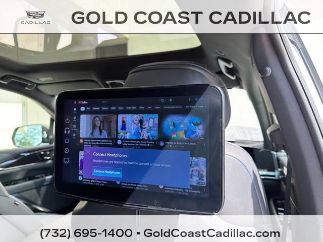 Used 2026 Cadillac Escalade IQL Sport 1 w/ LPO, ONYX Package AWD/4WD image 13