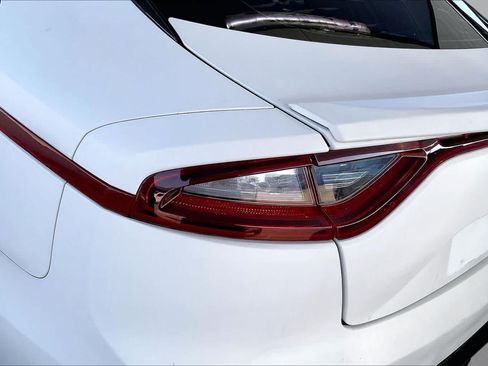 Used 2018 Kia Stinger GT2 AWD/4WD image 28