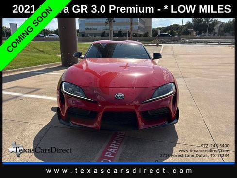 Used 2021 Toyota Supra Premium w/ Driver Assist Package RWD image 2