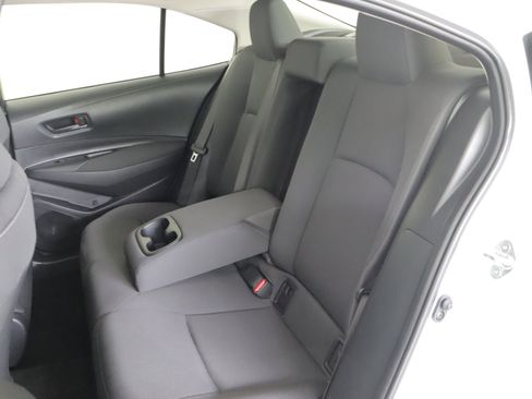 Used 2023 Toyota Corolla LE w/ Carpet Mat Package (TMS) FWD image 8