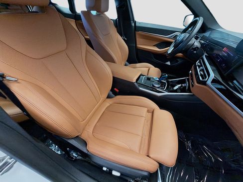 Used 2023 BMW i4 eDrive35 image 15