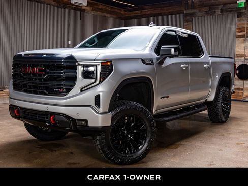Used 2022 GMC Sierra 1500 AT4 w/ AT4 Premium Package image 5