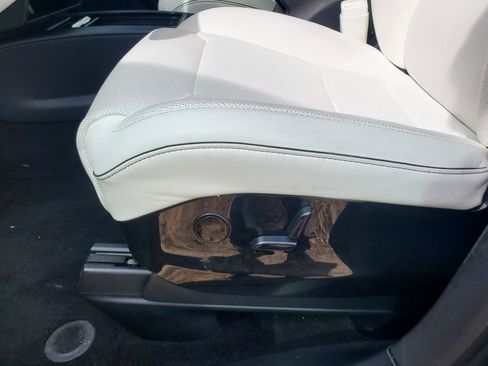Used 2016 Tesla Model X Performance AWD/4WD image 29