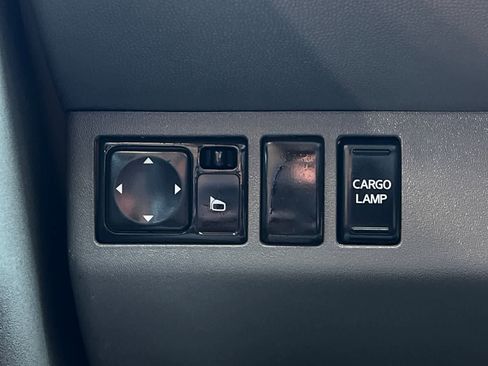 Used 2020 Nissan Frontier SV RWD image 31