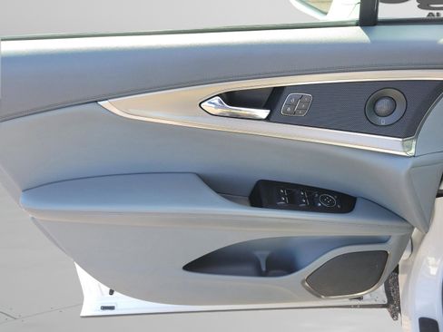 Used 2019 Lincoln Nautilus Reserve w/ Driver Assistance Package image 29