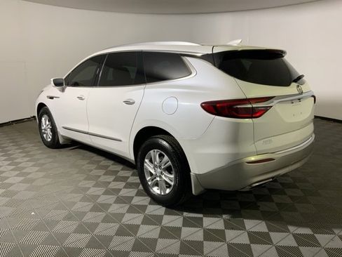 Used 2019 Buick Enclave Essence image 7