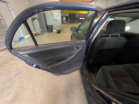 Used 2005 Toyota Corolla CE FWD image 24
