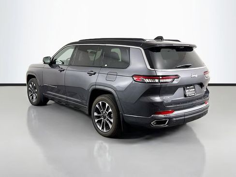 Used 2024 Jeep Grand Cherokee L Overland w/ Advanced Protech Group III image 5