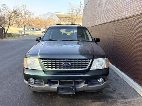 Used 2002 Ford Explorer XLT image 3