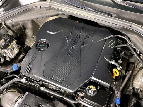 Used 2022 Genesis GV70 2.5T w/ Advanced Package image 44