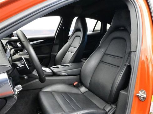 Certified 2022 Porsche Panamera 4 Platinum Edition image 5