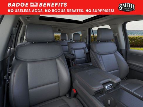 New 2025 Ford Expedition Active image 11