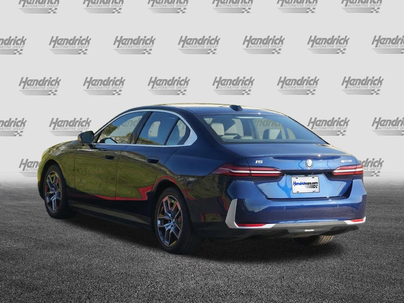 Certified 2024 BMW i5 eDrive40i w/ Premium Package RWD image 9