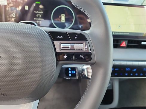 New 2025 Hyundai Ioniq 5 SE image 26