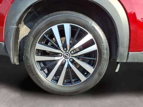 Used 2023 Nissan Pathfinder Platinum w/ Cargo Package image 19