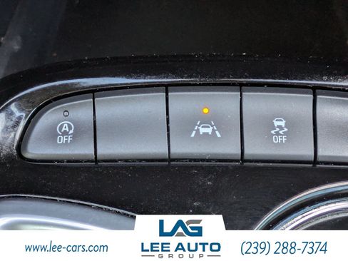 Used 2021 Buick Encore GX Select w/ Advanced Technology Package FWD image 29