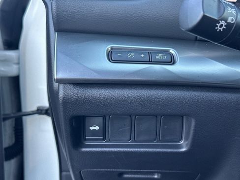 Used 2023 Nissan Maxima SV w/ Floor Mat Group image 32