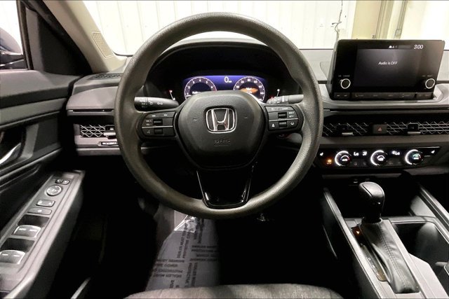 Used 2024 Honda Accord EX image 5