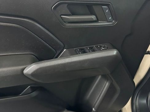Used 2023 Chevrolet Colorado Trail Boss w/ Advanced Trailering Package AWD/4WD image 9