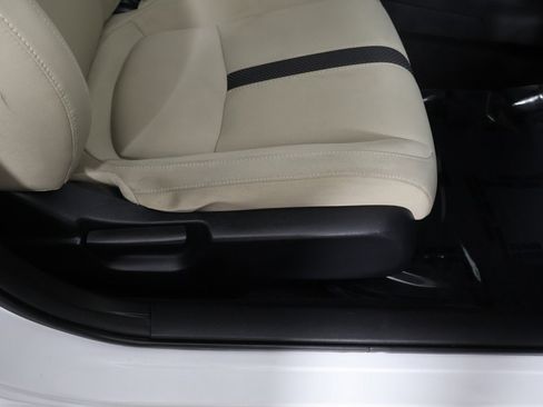 Used 2019 Honda Civic LX image 28