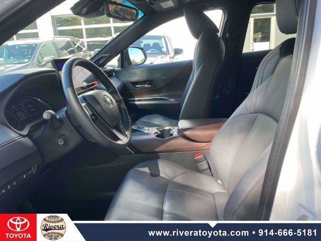 Certified 2024 Toyota Venza Limited AWD/4WD image 16