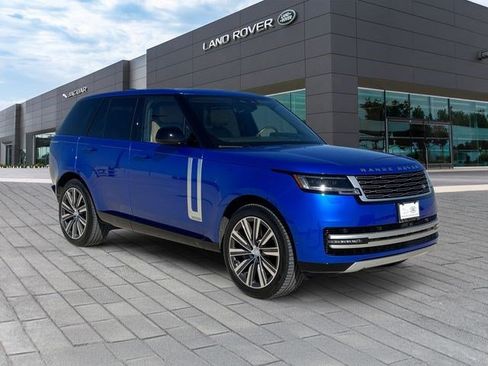 Used 2025 Land Rover Range Rover Autobiography AWD/4WD image 7