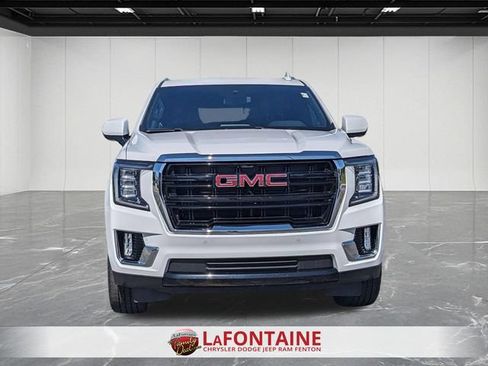 Used 2023 GMC Yukon SLE w/ Gmc Pro Safety Plus Package AWD/4WD image 8