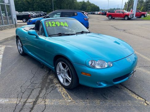Used 2003 MAZDA MX-5 Miata RWD image 7