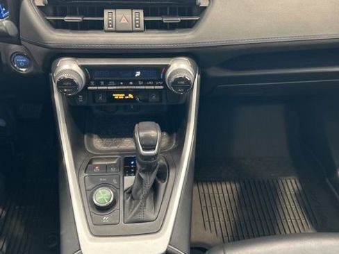 Used 2021 Toyota RAV4 XSE w/ XSE Grade Weather Package AWD/4WD image 12