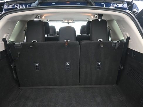 Used 2025 Nissan Pathfinder SV image 20