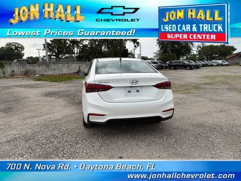 Used 2019 Hyundai Accent SE FWD image 10