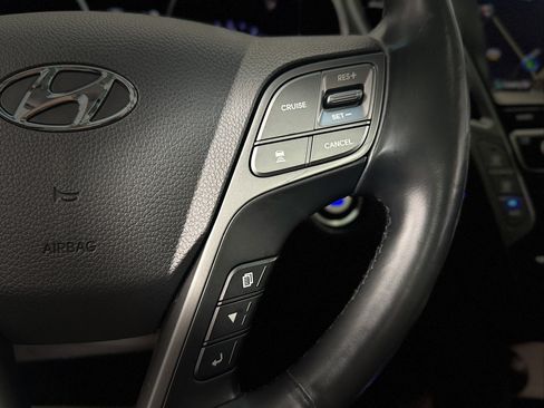 Used 2018 Hyundai Santa Fe AWD w/ SE Ultimate Tech Package 03 image 22