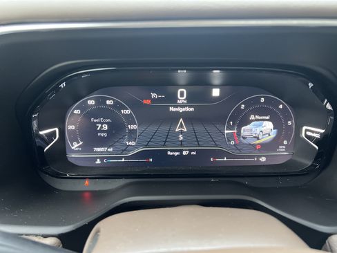 Used 2023 GMC Yukon Denali RWD image 18
