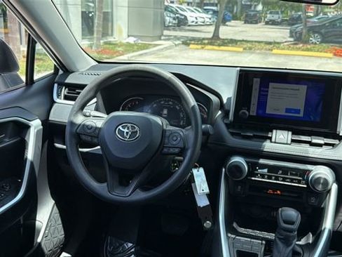 Certified 2025 Toyota RAV4 LE FWD image 15