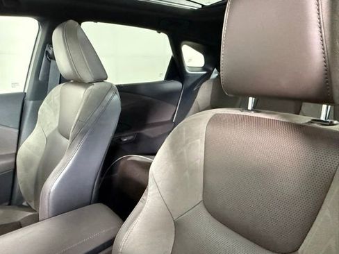 Used 2023 Lexus RX 350 350 Luxury w/ Accessory Package (Z1) image 5