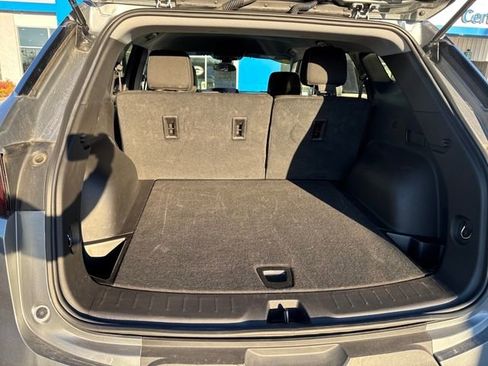 Used 2025 Chevrolet Blazer LT image 5